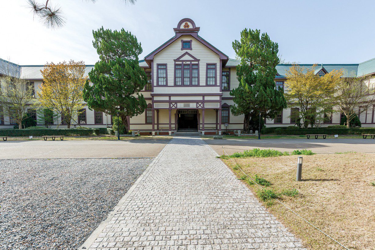 三田学園中学校
